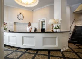 Hotel President 2