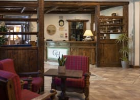 Golf Hotel 2