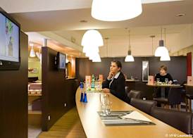 Hotel Mermoz Paris Le Bourget 4