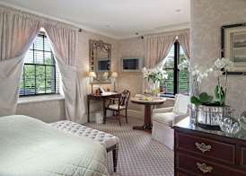 Summer Lodge Country House Hotel 4