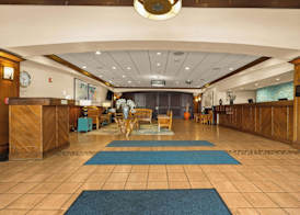 Airport Honolulu Hotel, Trademark Collection by Wyndham 2