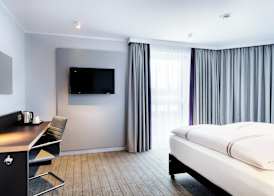 Premier Inn Lübeck City Centre 4