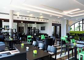 Tobbaccon Hotel 3