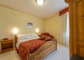 Hotel Iris 5