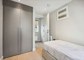 Buckingham Palace Residences by Aeria Apartments 5