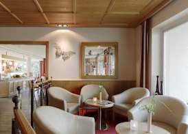 Berghotel Hohe Mark 2