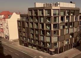 Bellman Hotel 4