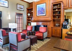 Comfort Inn & Suites San Francisco Airport North 2