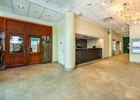Grand Park Hotel & Suites Downtown Vancouver, an Ascend Collection Hotel 2