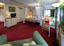 Romantik Hotel Zum Lindengarten 5