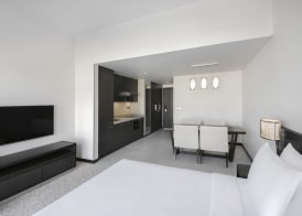 Hyatt Place Dubai Jumeirah Residences 3