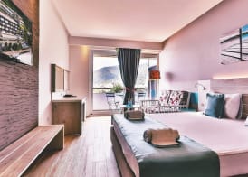 Carine Hotel Park 4