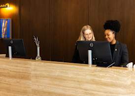 Metcalfe Hotel Montréal by Gray Collection 4