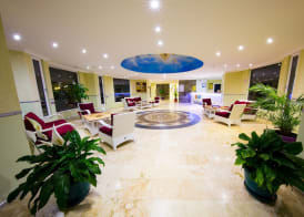 Royal Palm Beach Hotel 2