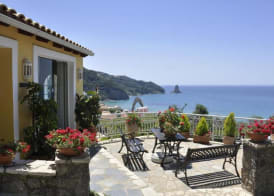 Mazis Apartments 3