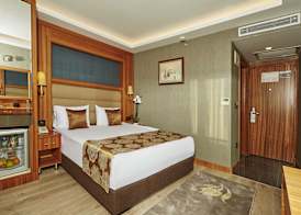 Ilkbal Deluxe Hotel &Spa Istanbul 5