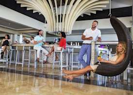 Royalton CHIC Punta Cana, An Autograph Collection All-Inclusive Resort & Casino, Adults Only 5