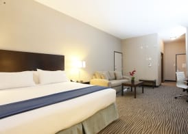 Holiday Inn Express FORT ST JOHN by IHG 4