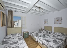 Karboni Hotel 2