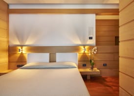 Hotel Fonzari 5