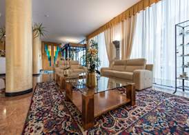 Hotel Krystal 3