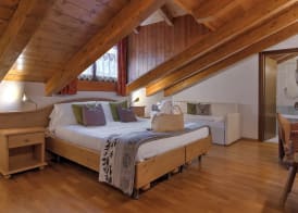 Hotel Caminetto 5
