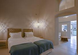 Elements Cave Suites 5