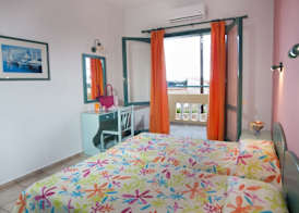 Theoni Apartments 4
