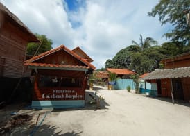 Coco Beach Bungalows 2