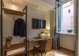Navona Essence Hotel 4
