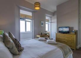 The Buccaneer Inn 5