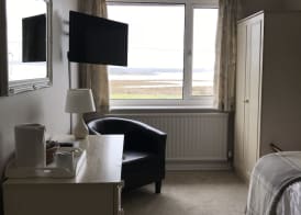 The Anchorage Hotel 4