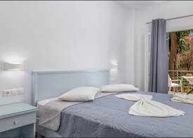 Maria Studios and Apartments 5