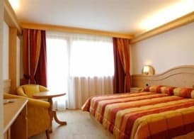 Nivis Hotel 5