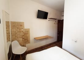 Hostel Café FRENTEABASTOS 4