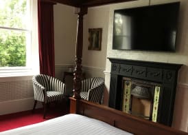 Brook Hall Hotel 3