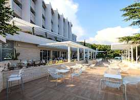 Carine Hotel Delfin 4