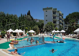 Opus Apart Hotel 2