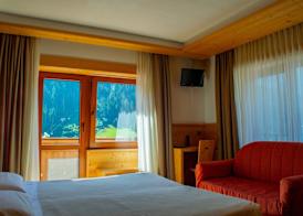 Hotel Serena - Tre Cime Views 4