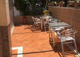 Hospedaje Los Rosales 4