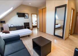 Hotel Suites Feria de Madrid 4