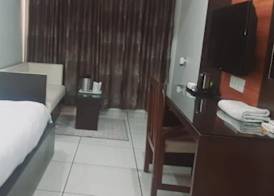 Hotel Apex Inn 4