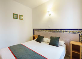Apartamentos Pepe Mesa 5