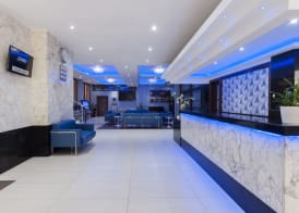 Alexandra Hotel 4