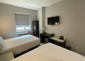 King Hotel Brooklyn Sunset Park 5