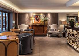 The Y Hotel 4
