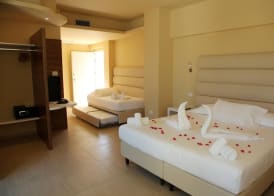 Blue Bay Resort 3