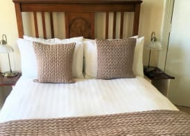 Alcuin Lodge 4