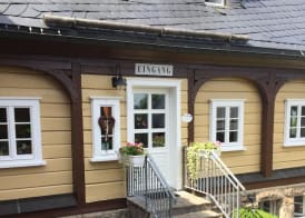 Ferienanlage Zum Silberstollen 2 Häuser am Berg Polderhof und Weißeritzhütte 2