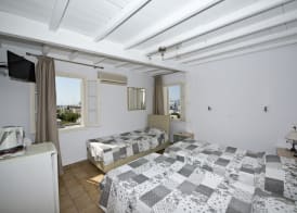 Karboni Hotel 3